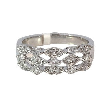 14K WG .43cttw Dia Three Row Vintage Inspired Band

23 Round Diamonds = .43cttw