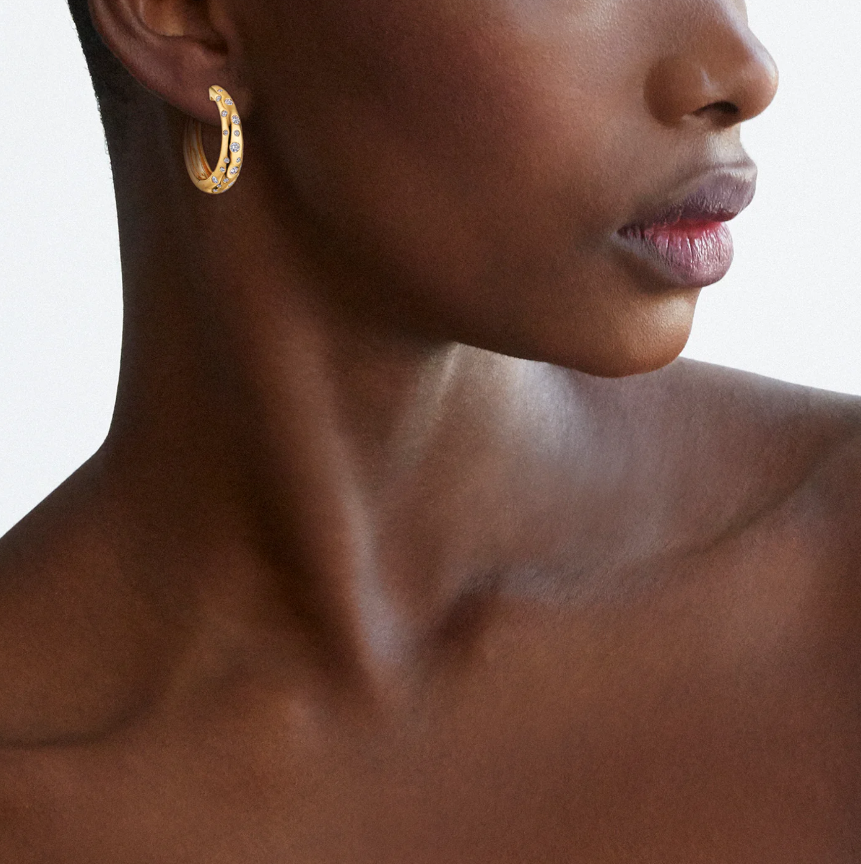 18K Yellow Gold Diamond Cobblestone Hoops by KWIAT