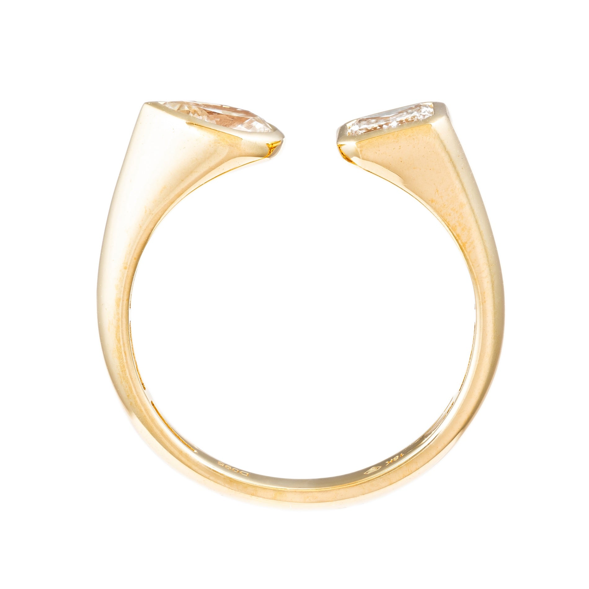 18K YG Bezel Set Pear & Radiant Diamond Open Tipped Band