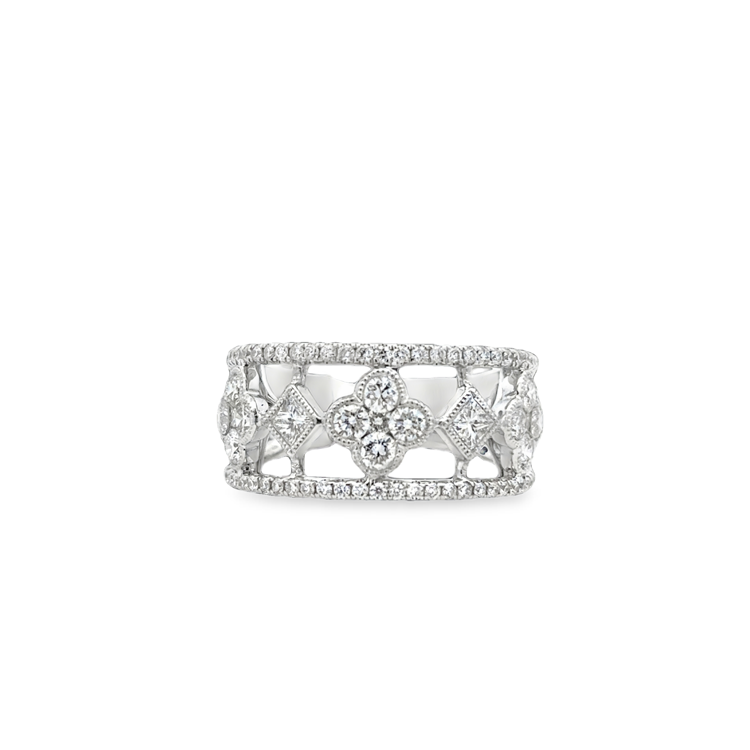 14K WG Diamond Clover & Lattice Wide Band