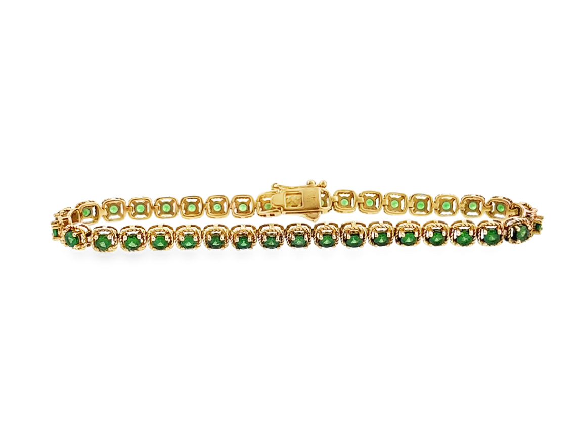 14K Yellow Gold Tsavorite Garnet Tennis Bracelet *1 Stone Chipped in Clasp*