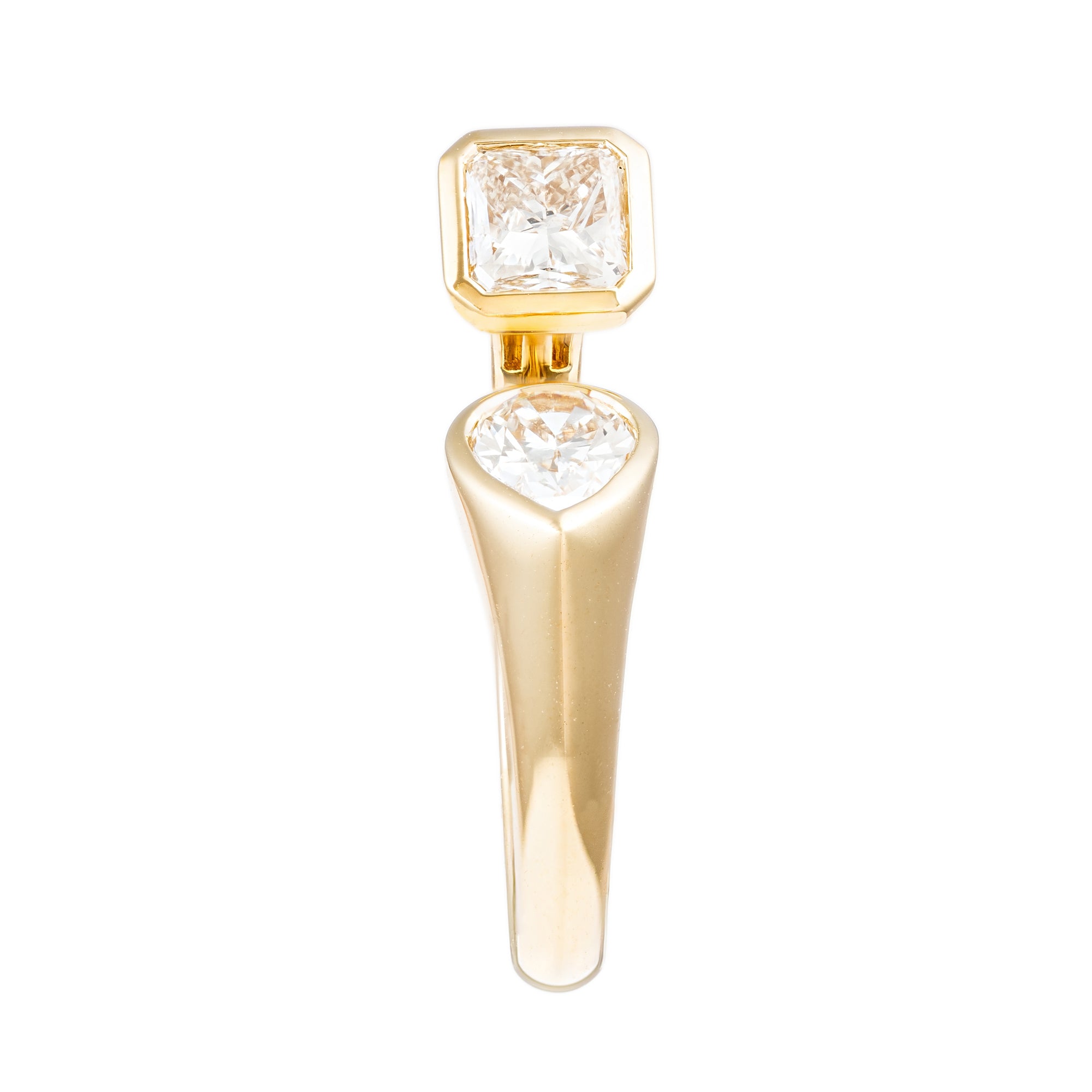 18K YG Bezel Set Pear & Radiant Diamond Open Tipped Band
