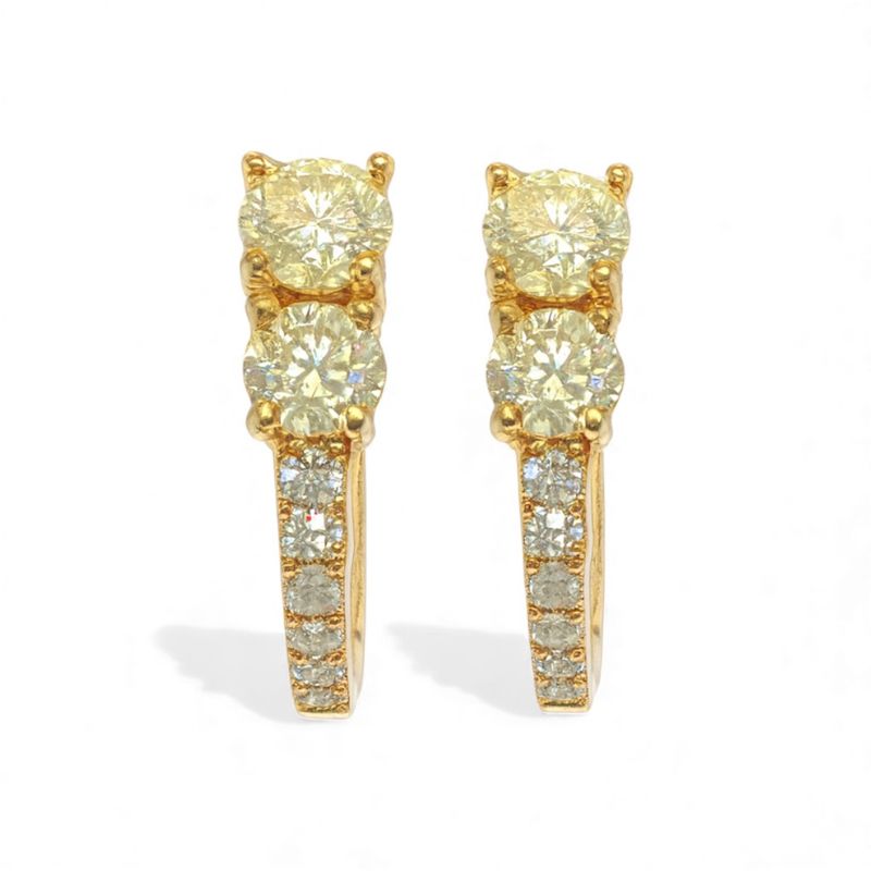18K YG Yellow & White Diamond Graduated Huggies Main image