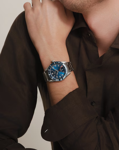 Longines Spirit Zulu Time 42mm GMT Watch with Sunray Blue Dial Secondary image