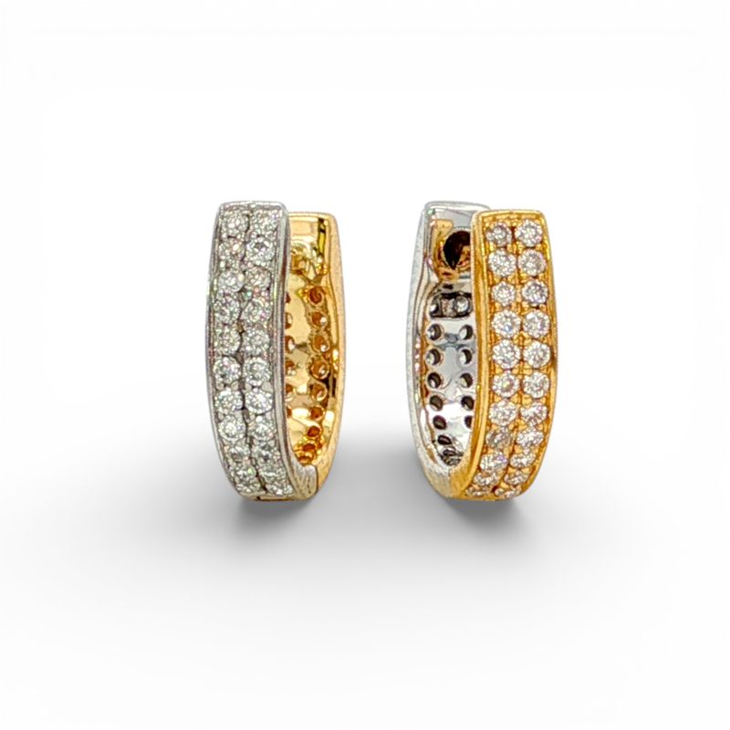 18K Two-Tone Reversible Petite Huggies