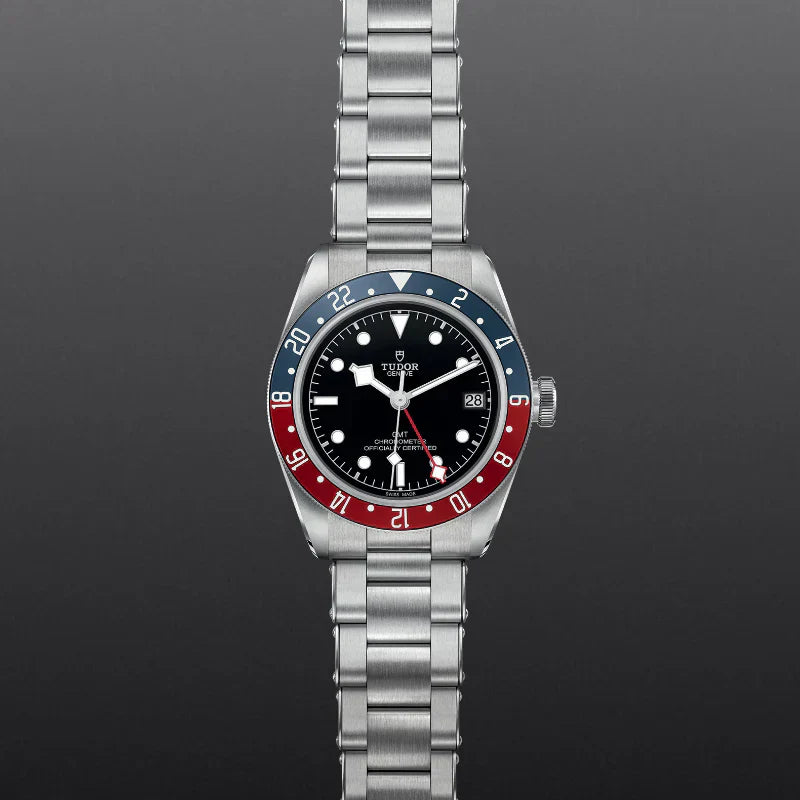 BLACK BAY GMT Secondary image
