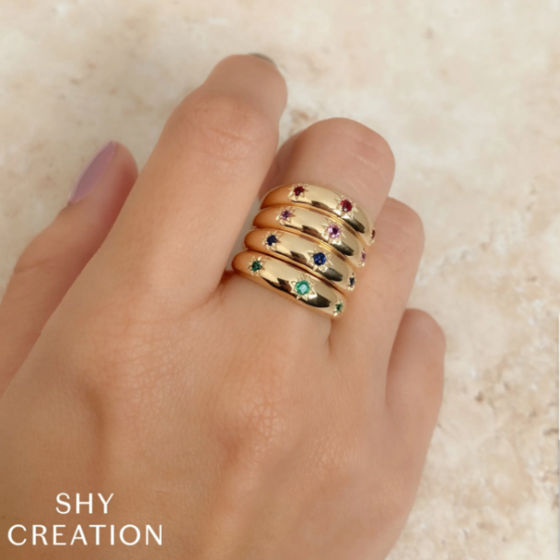 14K YG Emerald Star Domed Band by Shy Creation Secondary image