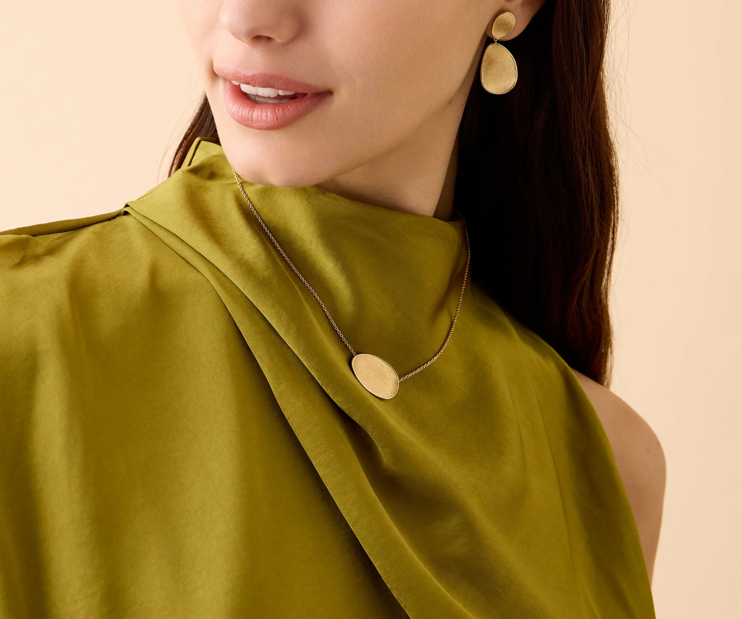 18K YG Lunaria Small Petal Pendant Necklace by Marco Bicego